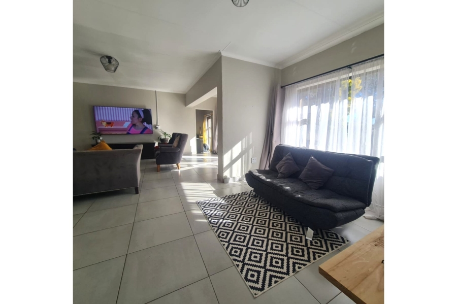 3 Bedroom Property for Sale in Strubensvallei Gauteng