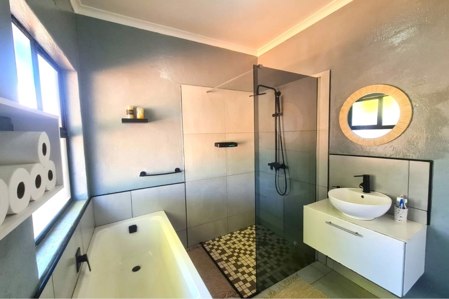 3 Bedroom Property for Sale in Strubensvallei Gauteng