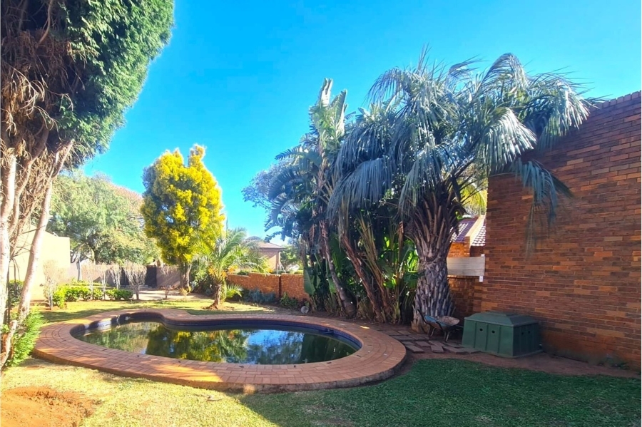 3 Bedroom Property for Sale in Strubensvallei Gauteng