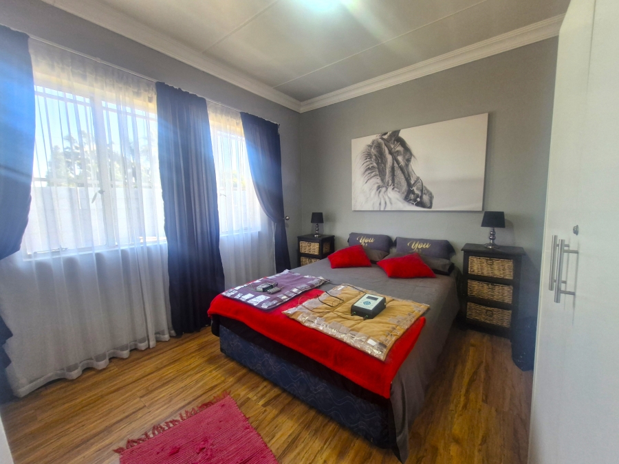 6 Bedroom Property for Sale in Elardus Park Gauteng