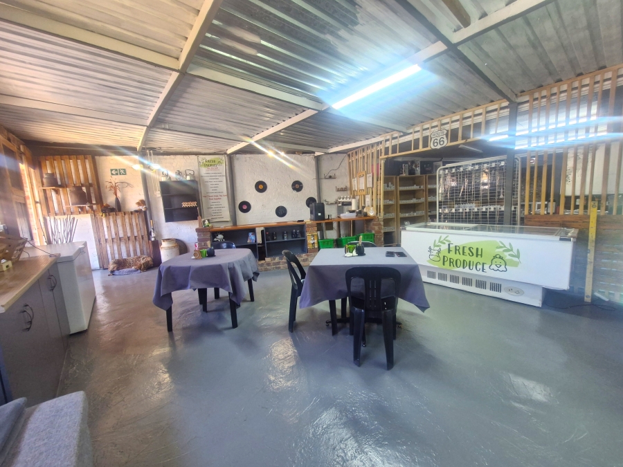 6 Bedroom Property for Sale in Elardus Park Gauteng