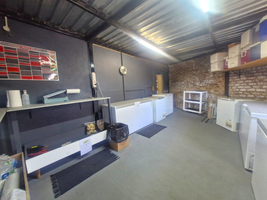 6 Bedroom Property for Sale in Elardus Park Gauteng