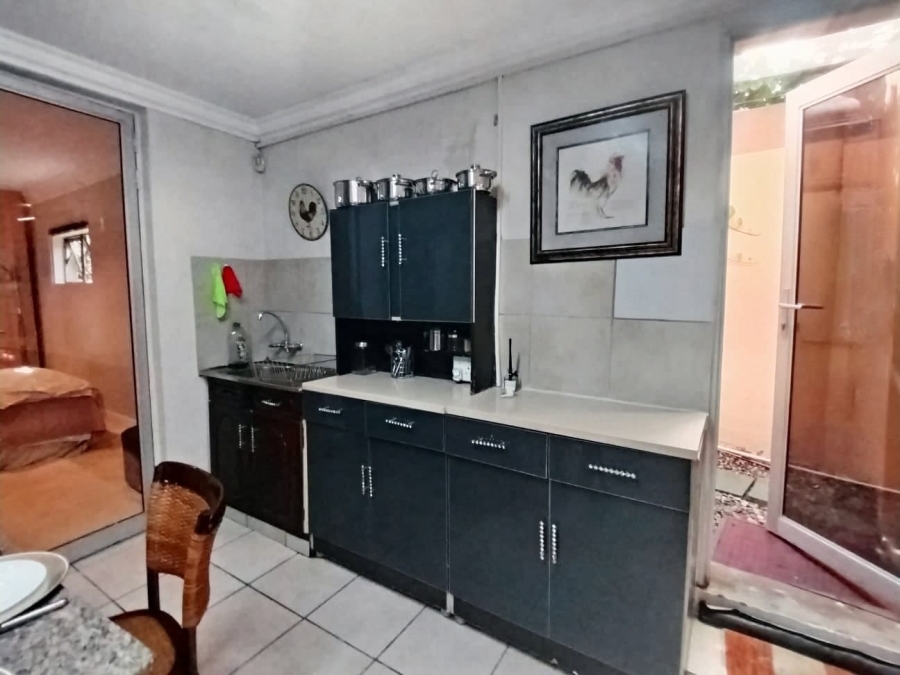 To Let 1 Bedroom Property for Rent in Morningside Gauteng
