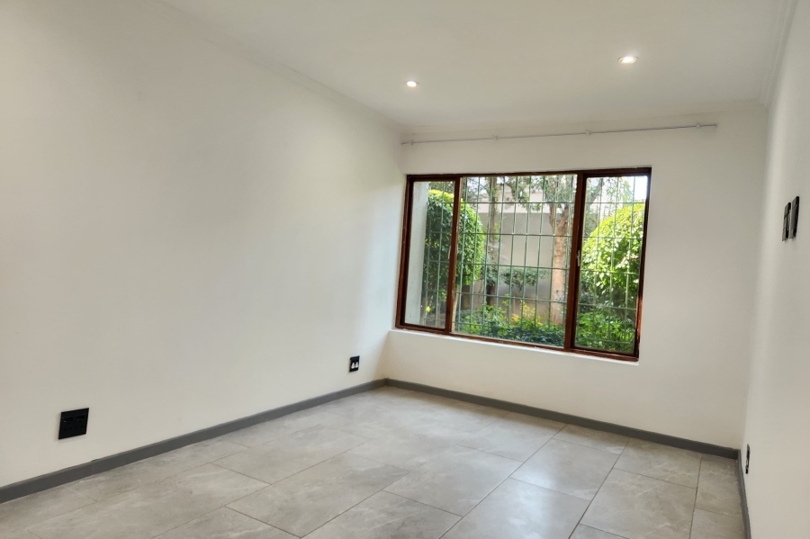 3 Bedroom Property for Sale in Strathavon Gauteng