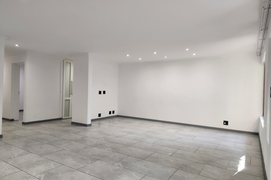 3 Bedroom Property for Sale in Strathavon Gauteng