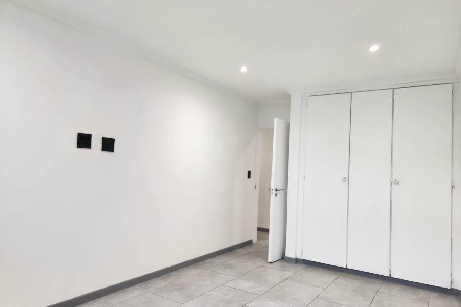 3 Bedroom Property for Sale in Strathavon Gauteng