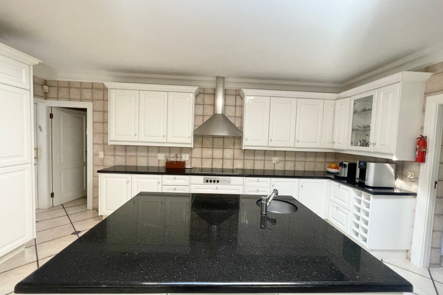 4 Bedroom Property for Sale in Atholl Gauteng