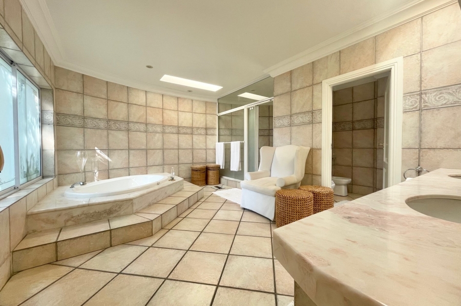 4 Bedroom Property for Sale in Atholl Gauteng