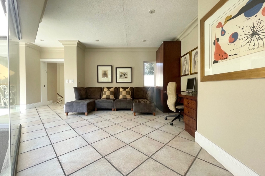 4 Bedroom Property for Sale in Atholl Gauteng