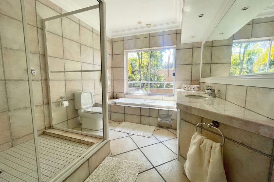 4 Bedroom Property for Sale in Atholl Gauteng