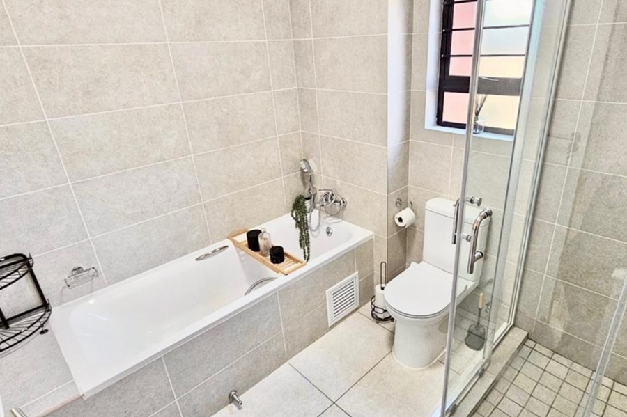 To Let 2 Bedroom Property for Rent in North Riding Gauteng