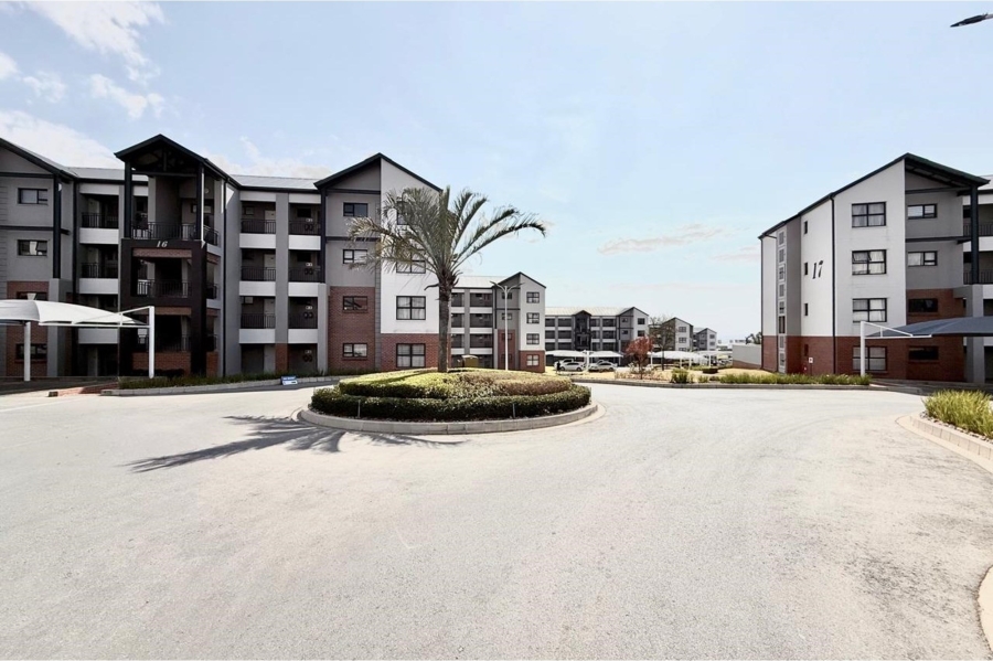To Let 2 Bedroom Property for Rent in North Riding Gauteng