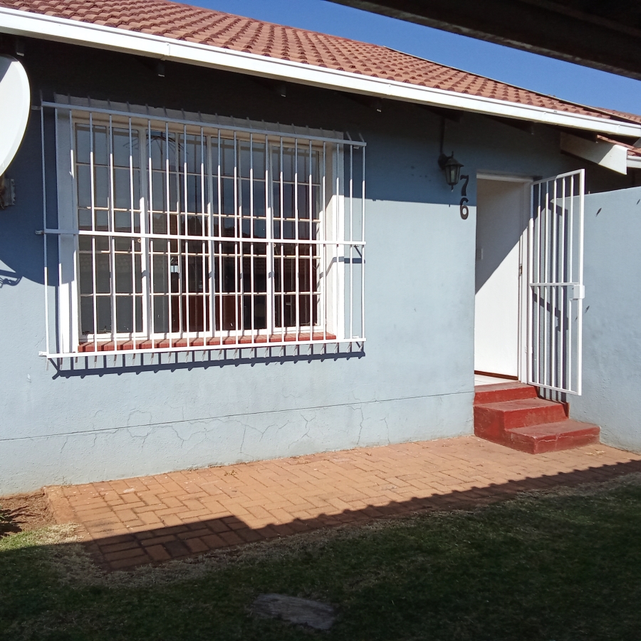 3 Bedroom Property for Sale in Roodepoort West Gauteng