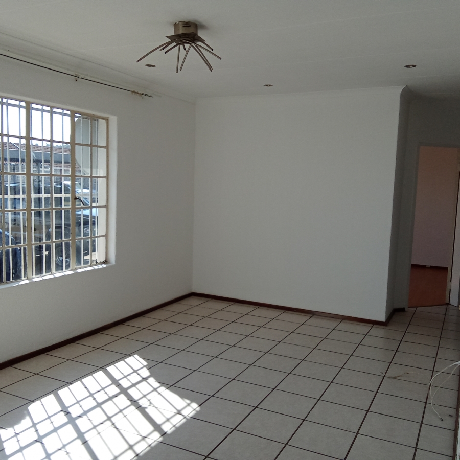 3 Bedroom Property for Sale in Roodepoort West Gauteng
