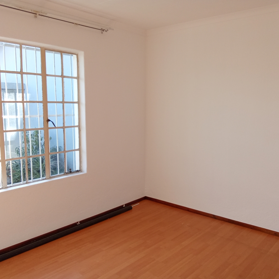 3 Bedroom Property for Sale in Roodepoort West Gauteng