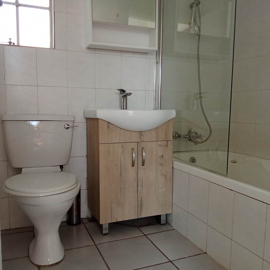 3 Bedroom Property for Sale in Roodepoort West Gauteng