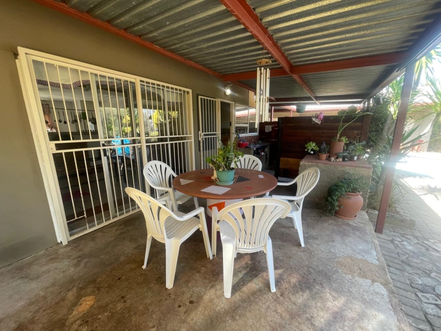 4 Bedroom Property for Sale in Drumblade A H Gauteng