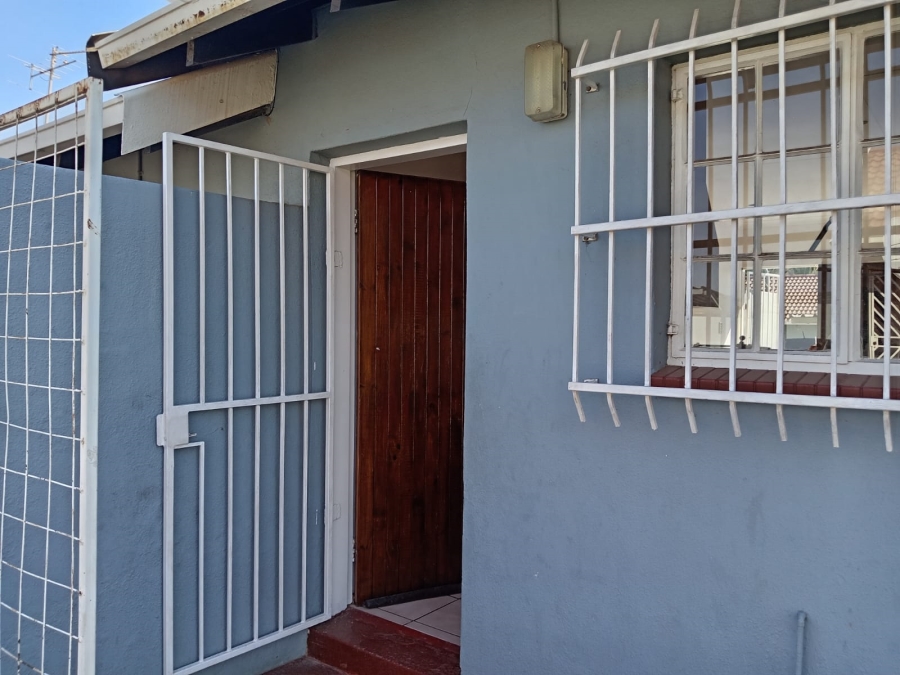3 Bedroom Property for Sale in Roodepoort West Gauteng