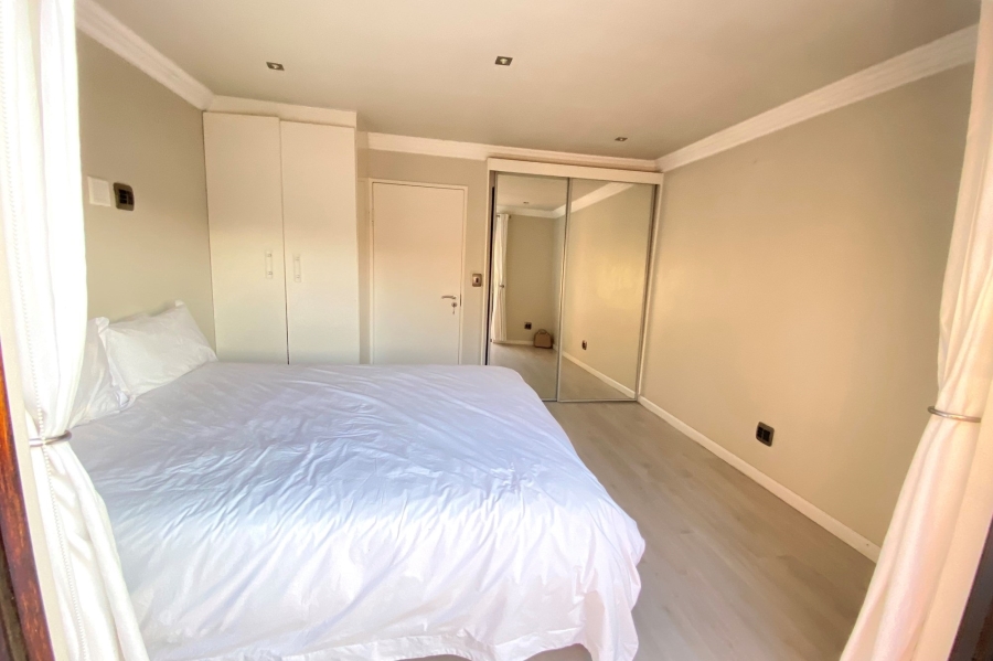 1 Bedroom Property for Sale in Morningside Hills Gauteng