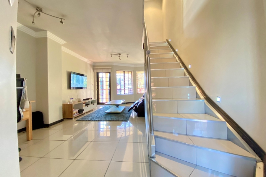 1 Bedroom Property for Sale in Morningside Hills Gauteng
