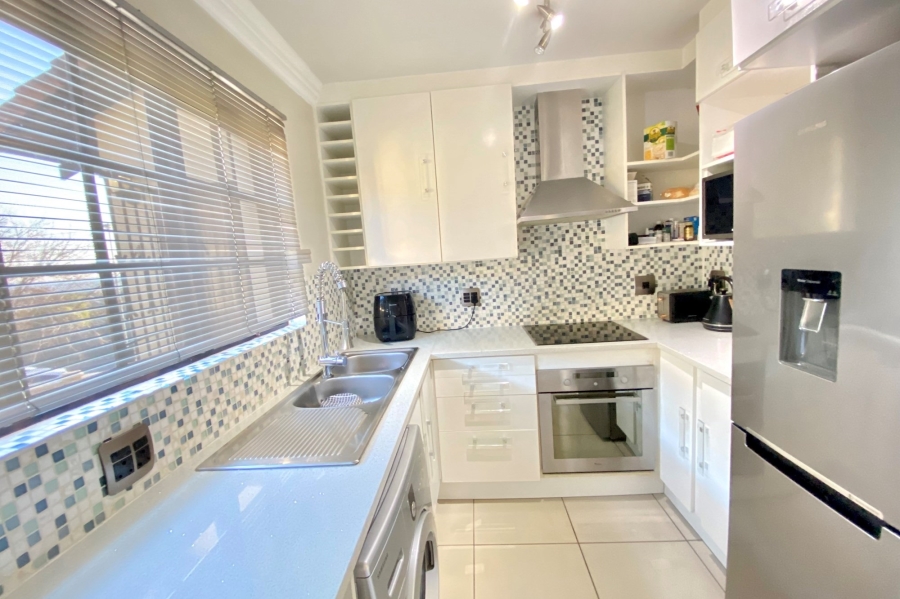 1 Bedroom Property for Sale in Morningside Hills Gauteng