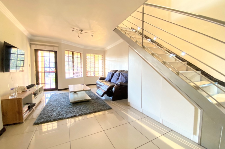 1 Bedroom Property for Sale in Morningside Hills Gauteng