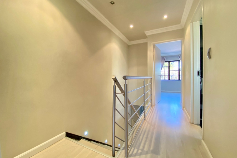 1 Bedroom Property for Sale in Morningside Hills Gauteng