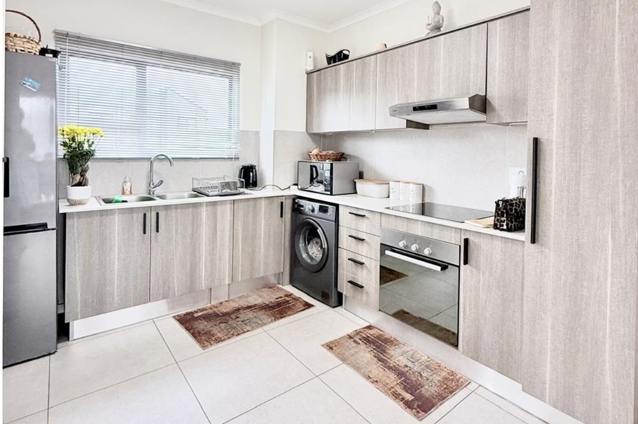 2 Bedroom Property for Sale in North Riding Gauteng