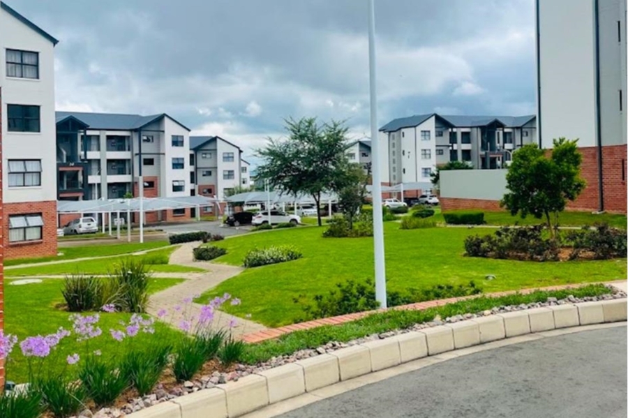 2 Bedroom Property for Sale in North Riding Gauteng