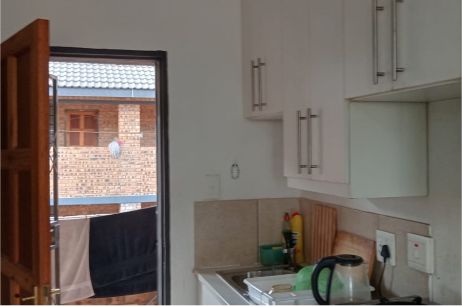 To Let 2 Bedroom Property for Rent in Witfield Gauteng
