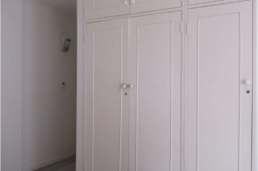 5 Bedroom Property for Sale in Kloofendal Gauteng