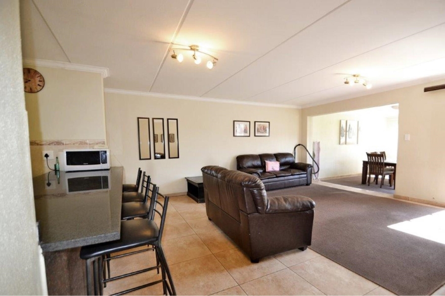 To Let 3 Bedroom Property for Rent in Morningside Gauteng