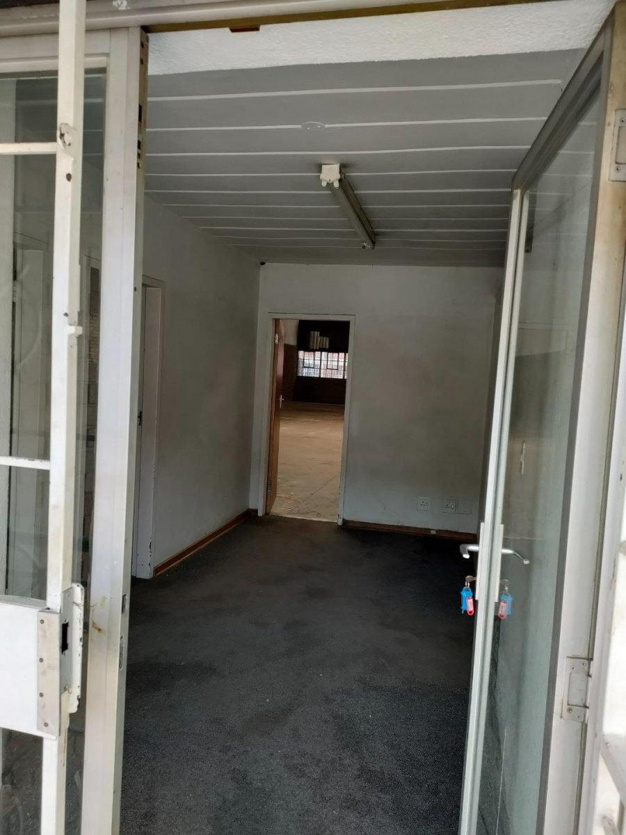 To Let commercial Property for Rent in Strijdom Park Gauteng