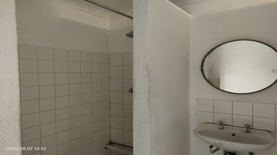 Commercial Property for Sale in Strijdom Park Gauteng