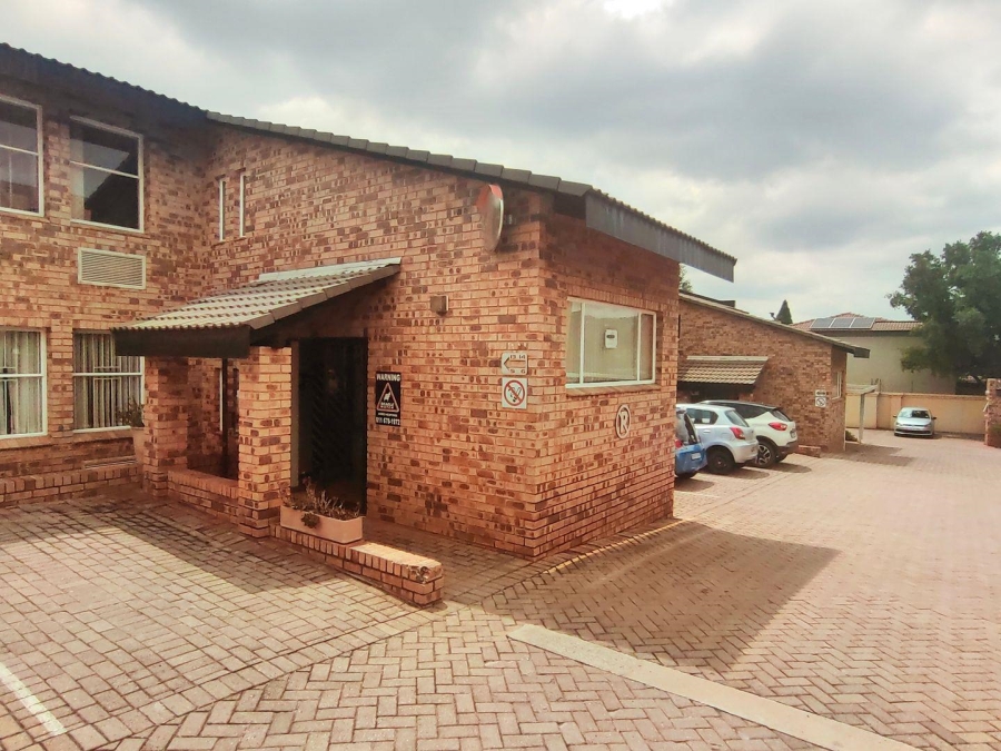 Commercial Property for Sale in Fairland Gauteng