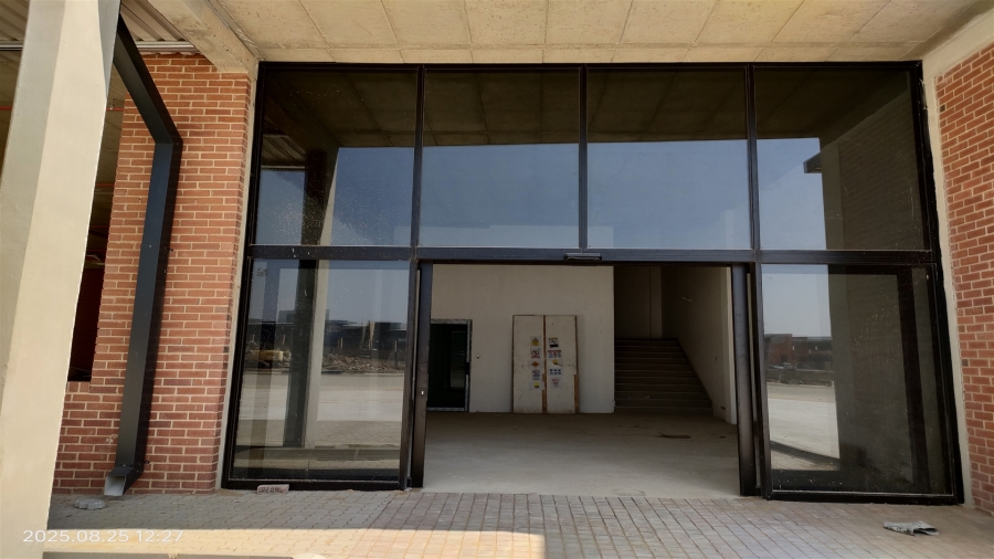 To Let commercial Property for Rent in North Riding Gauteng