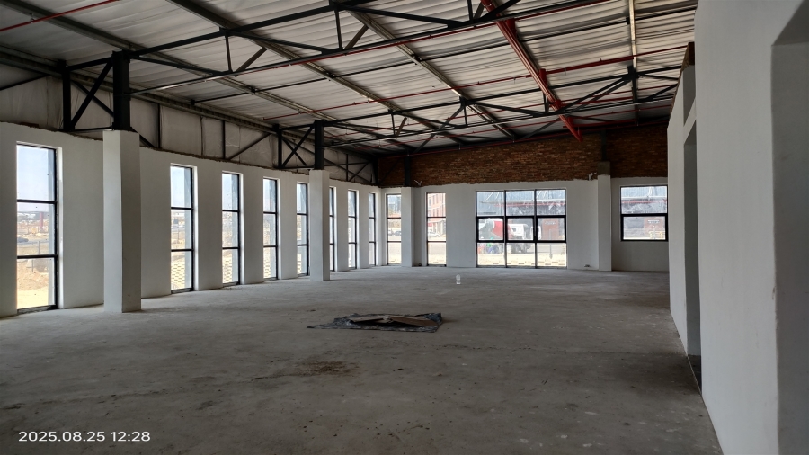 To Let commercial Property for Rent in North Riding Gauteng