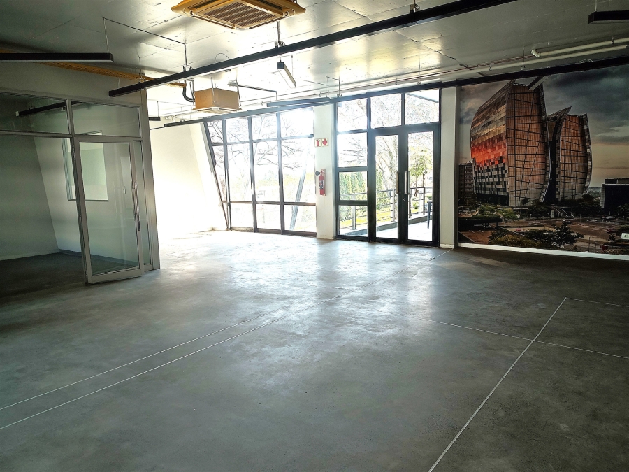 To Let commercial Property for Rent in Hyde Park Gauteng