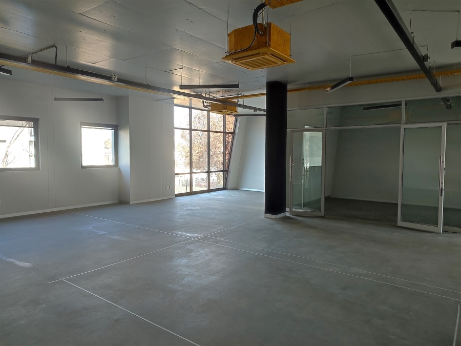 To Let commercial Property for Rent in Hyde Park Gauteng