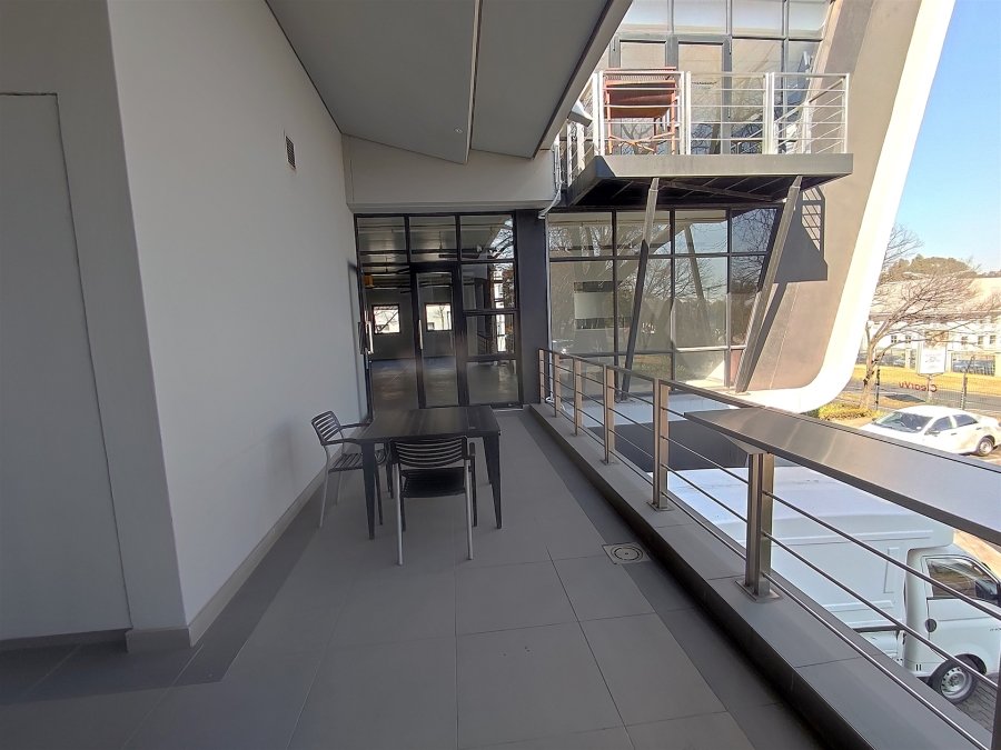 To Let commercial Property for Rent in Hyde Park Gauteng