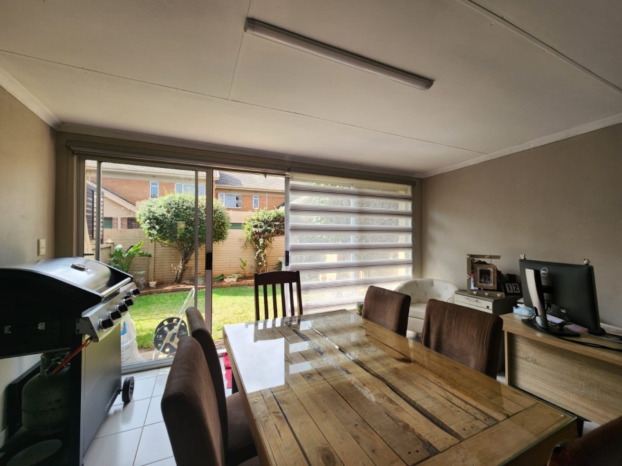 2 Bedroom Property for Sale in Three Rivers Gauteng