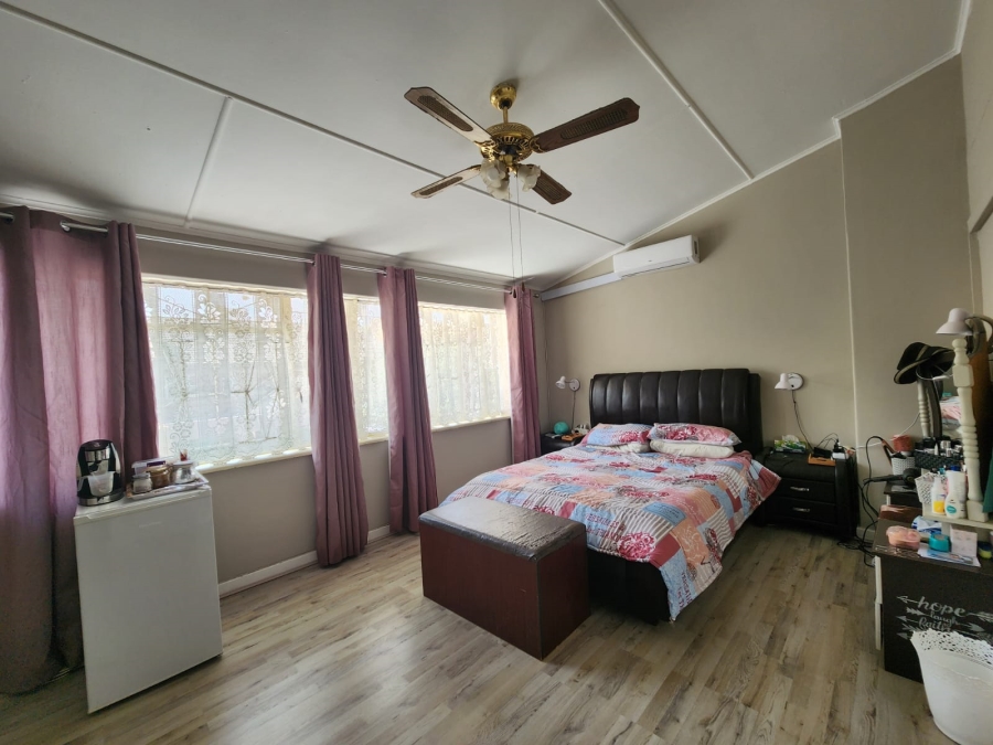 2 Bedroom Property for Sale in Three Rivers Gauteng