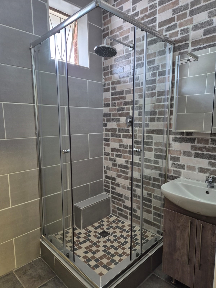 2 Bedroom Property for Sale in Three Rivers Gauteng