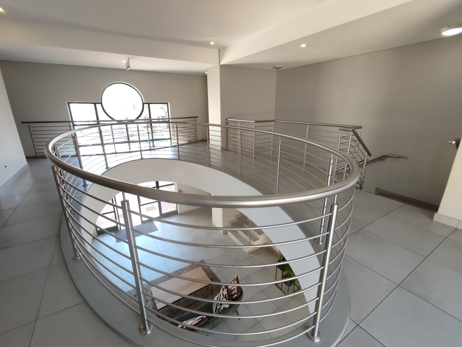 To Let commercial Property for Rent in Dunkeld Gauteng