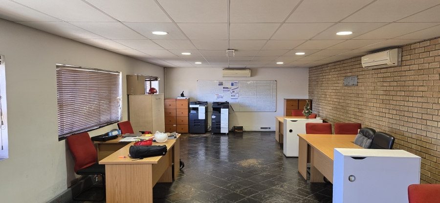 To Let commercial Property for Rent in North Riding Gauteng
