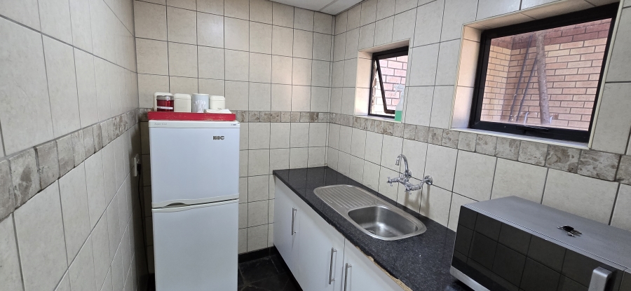 To Let commercial Property for Rent in North Riding Gauteng