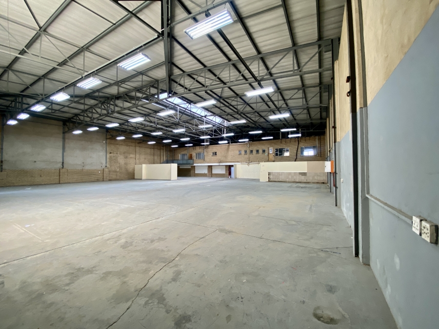 To Let commercial Property for Rent in Randjespark Gauteng
