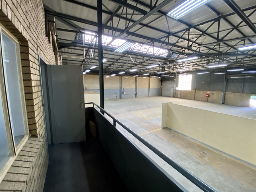 To Let commercial Property for Rent in Randjespark Gauteng