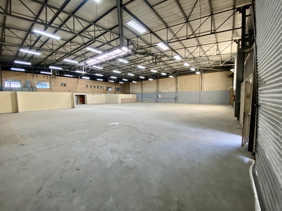 To Let commercial Property for Rent in Randjespark Gauteng