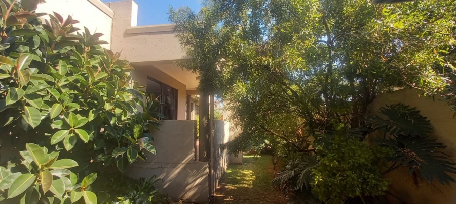 2 Bedroom Property for Sale in Marais Steyn Park Gauteng